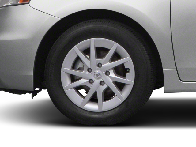 2013 Toyota Prius v Two