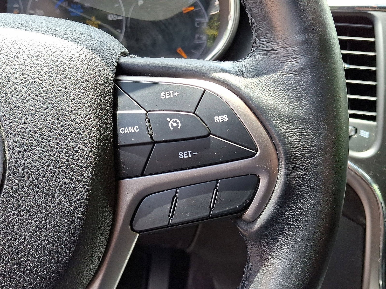 2018 Jeep Grand Cherokee Laredo E
