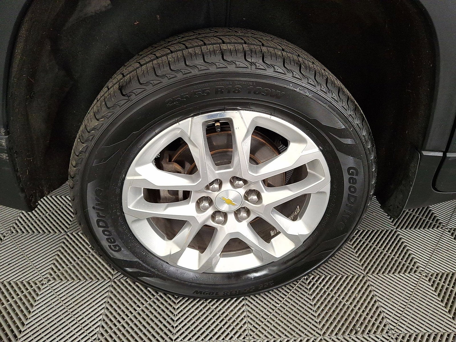 2018 Chevrolet Traverse LT Cloth