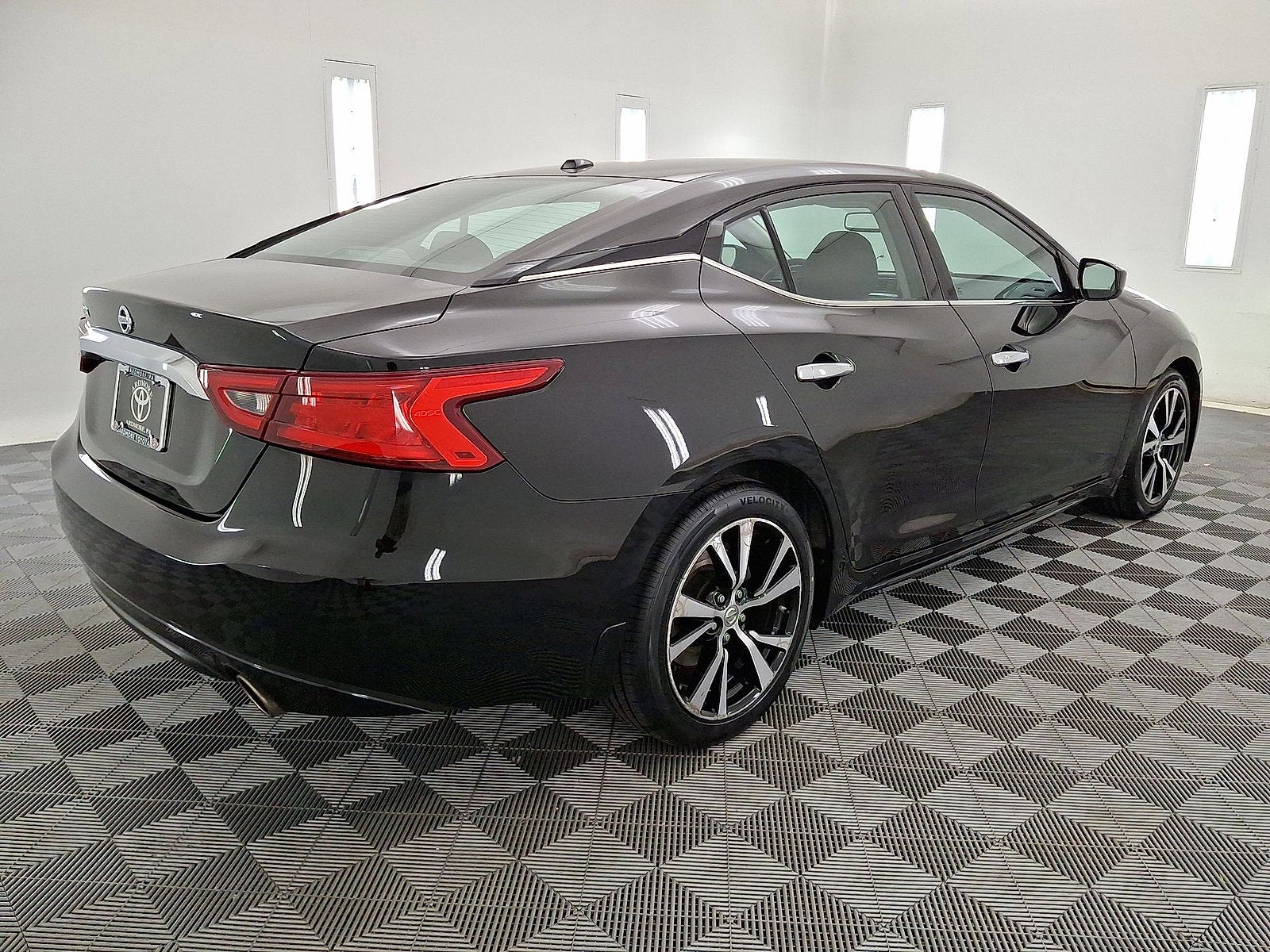 2018 Nissan Maxima S