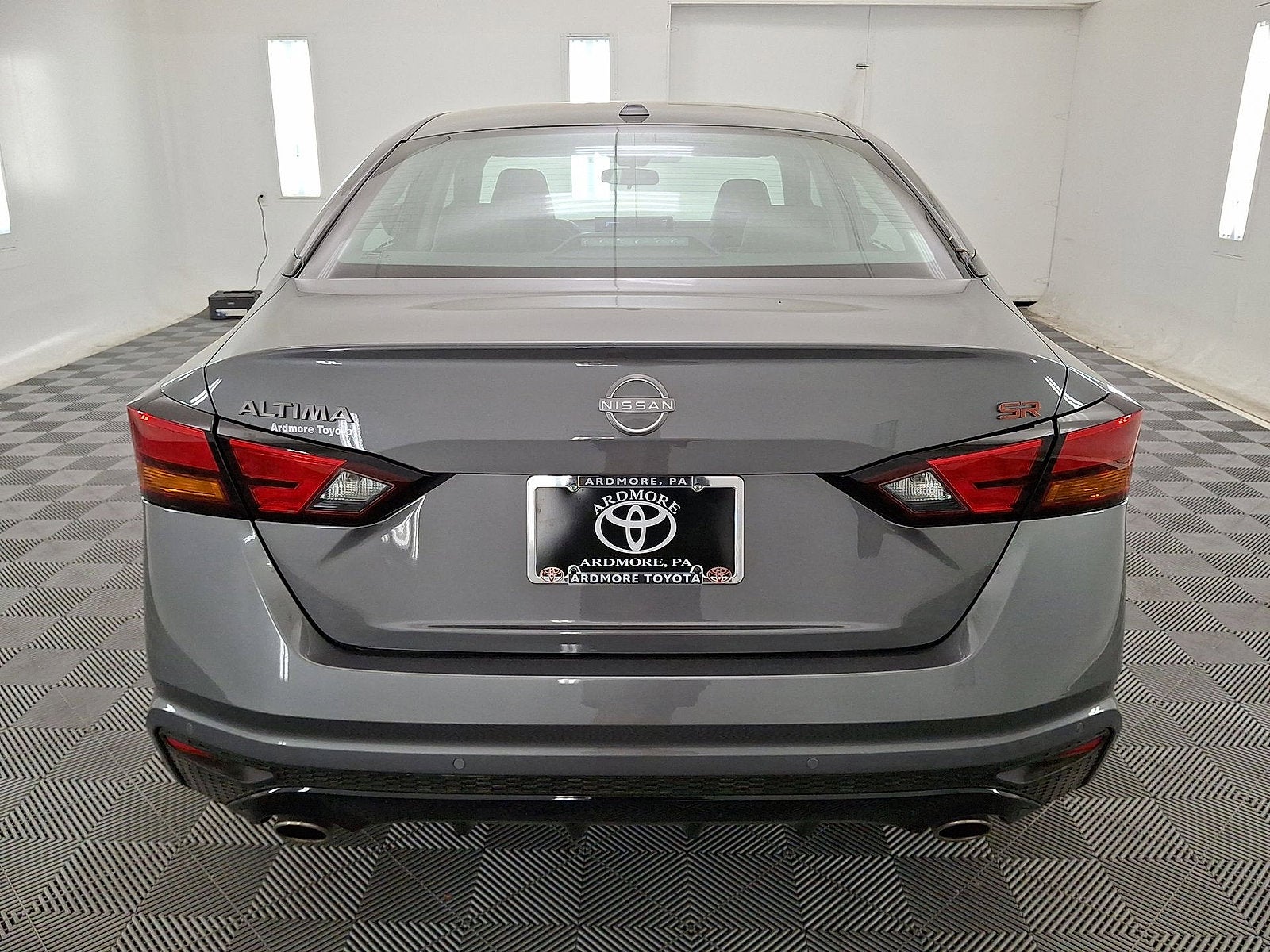 2025 Nissan Altima SR