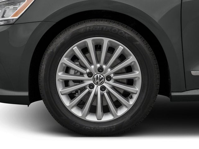 2017 Volkswagen Passat 1.8T SE