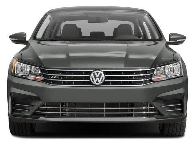 2017 Volkswagen Passat R-Line with Comfort Pkg