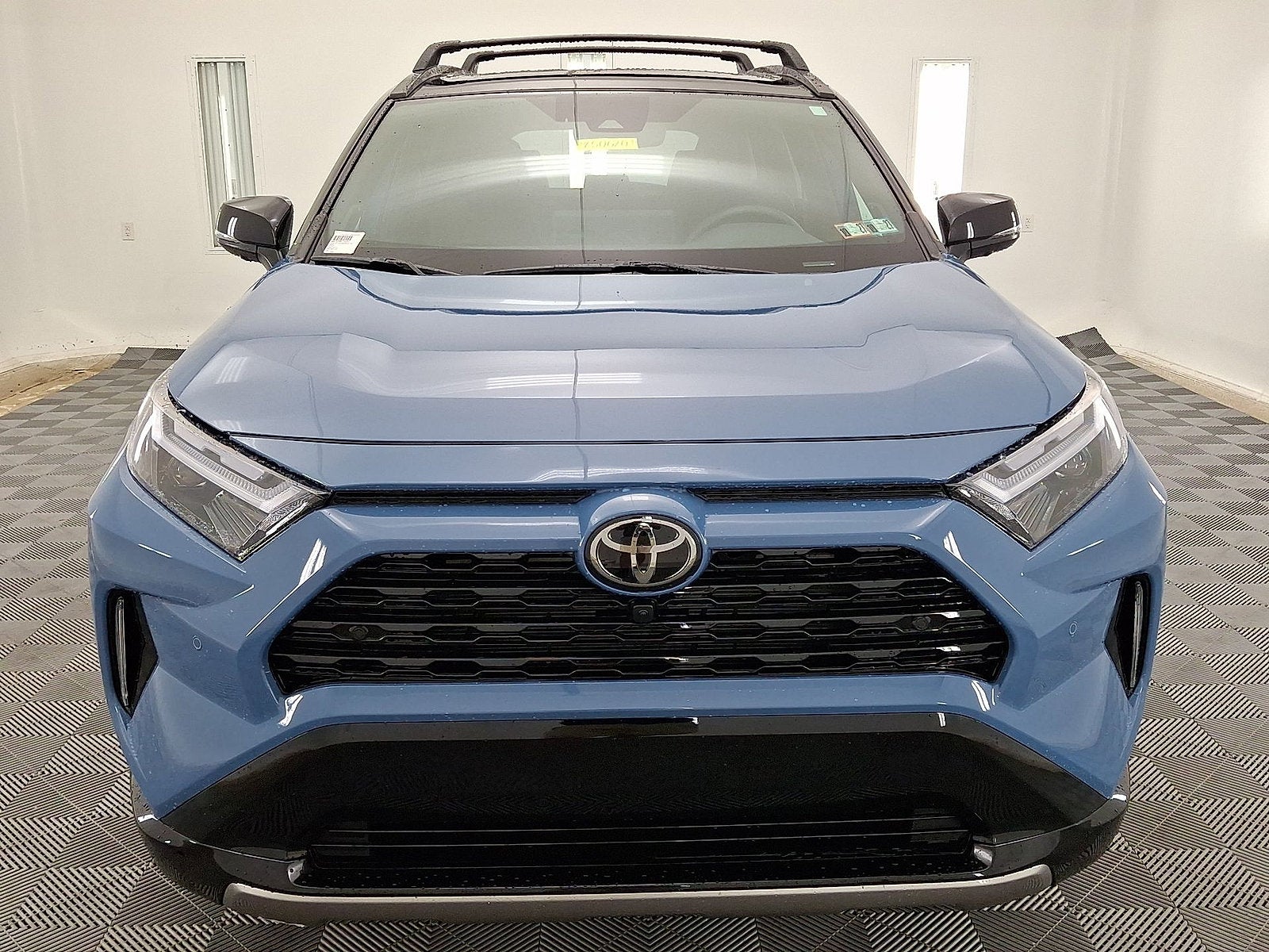 2025 Toyota RAV4 Hybrid XSE