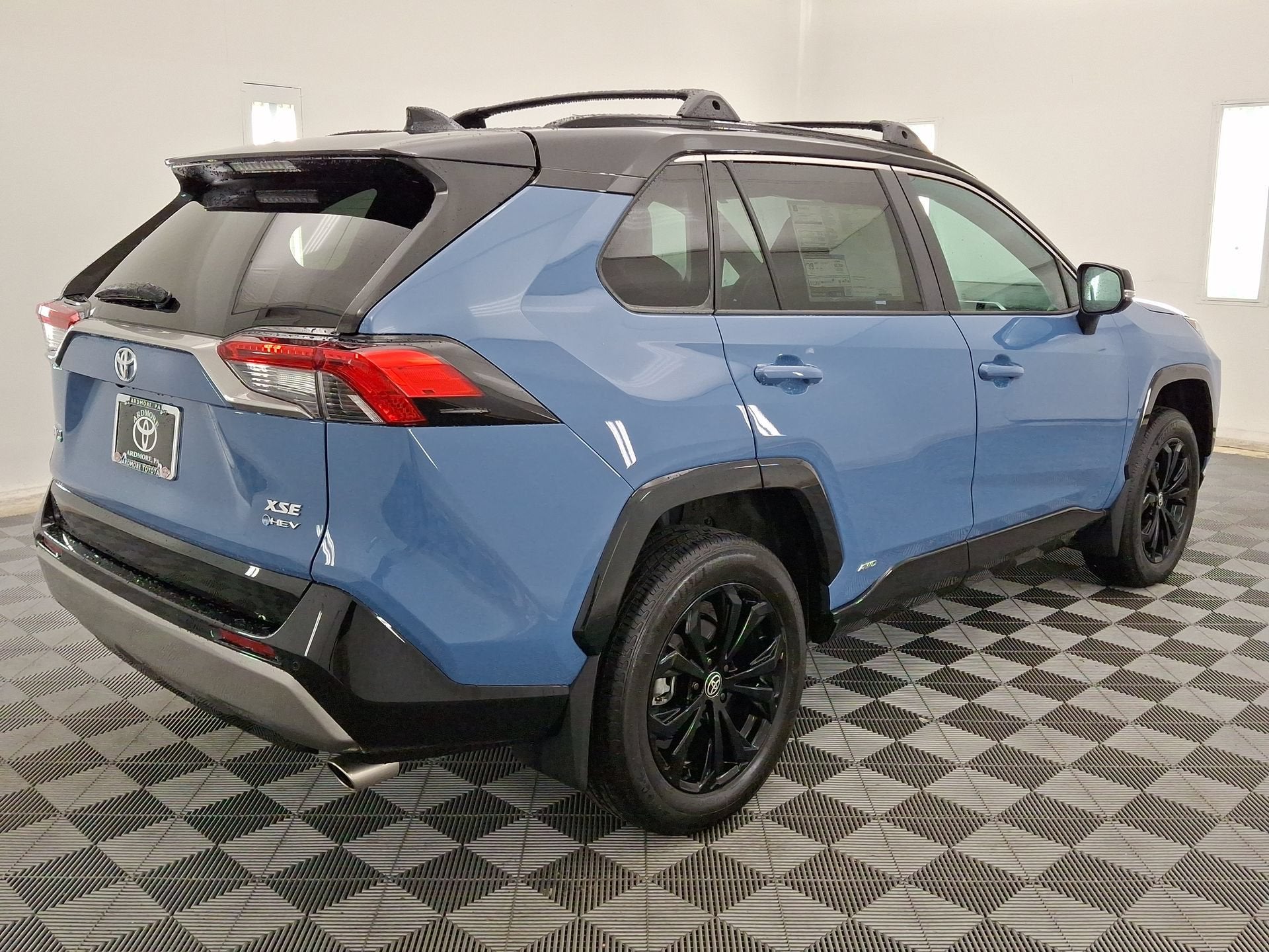 2025 Toyota RAV4 Hybrid XSE