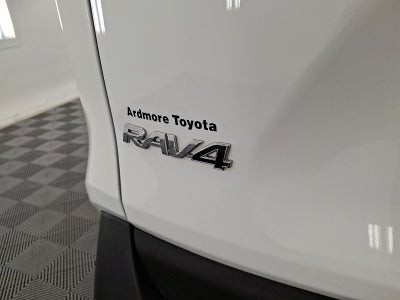 2019 Toyota RAV4 Hybrid XLE