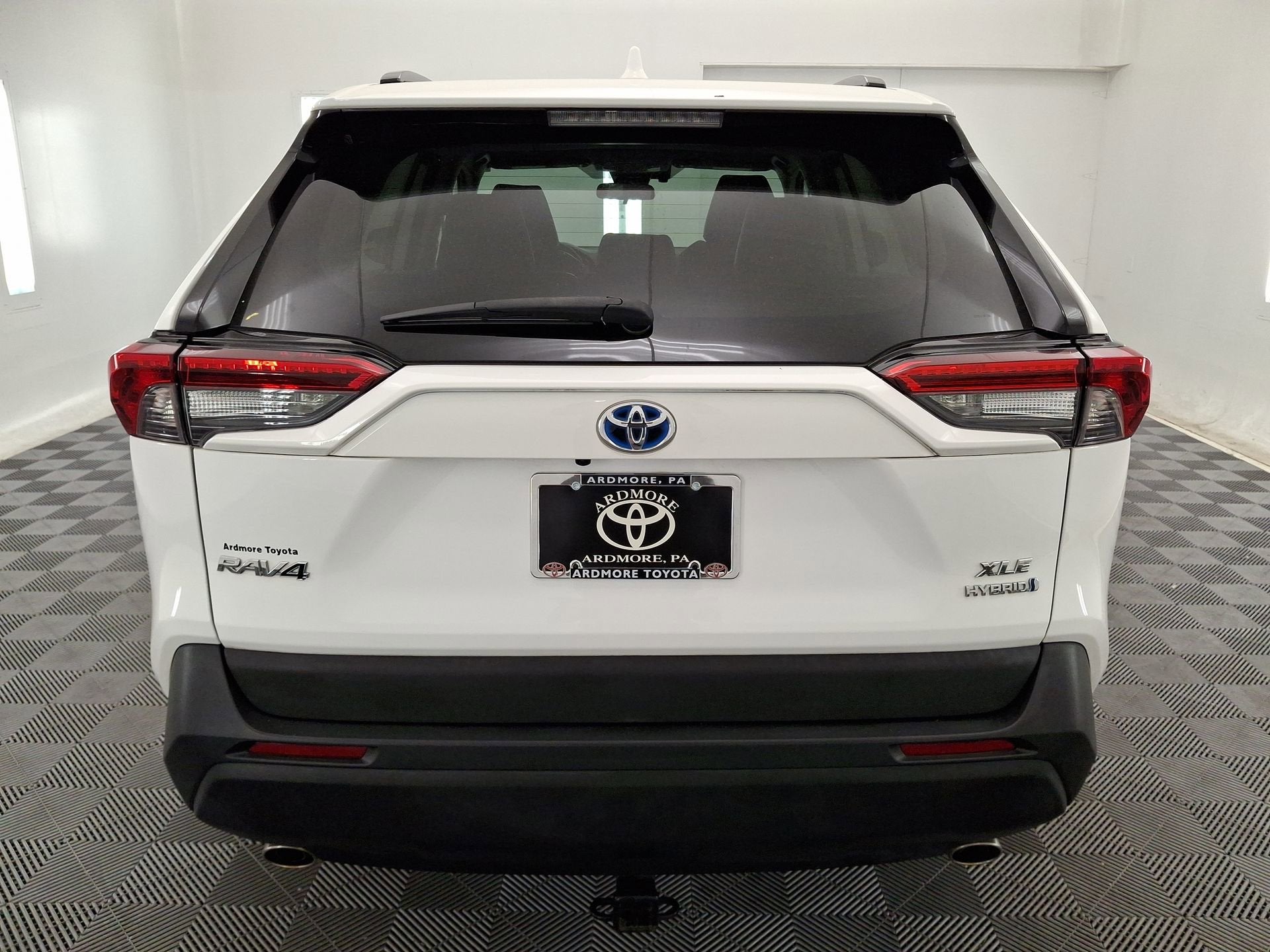 2019 Toyota RAV4 Hybrid XLE