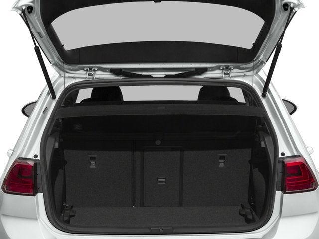 2016 Volkswagen Golf TSI SE