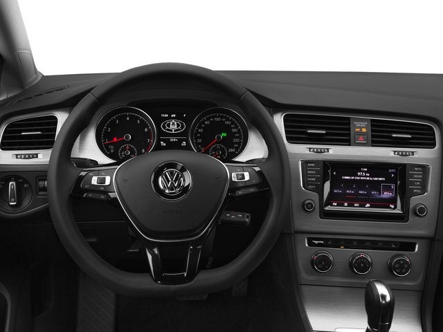 2016 Volkswagen Golf TSI SE