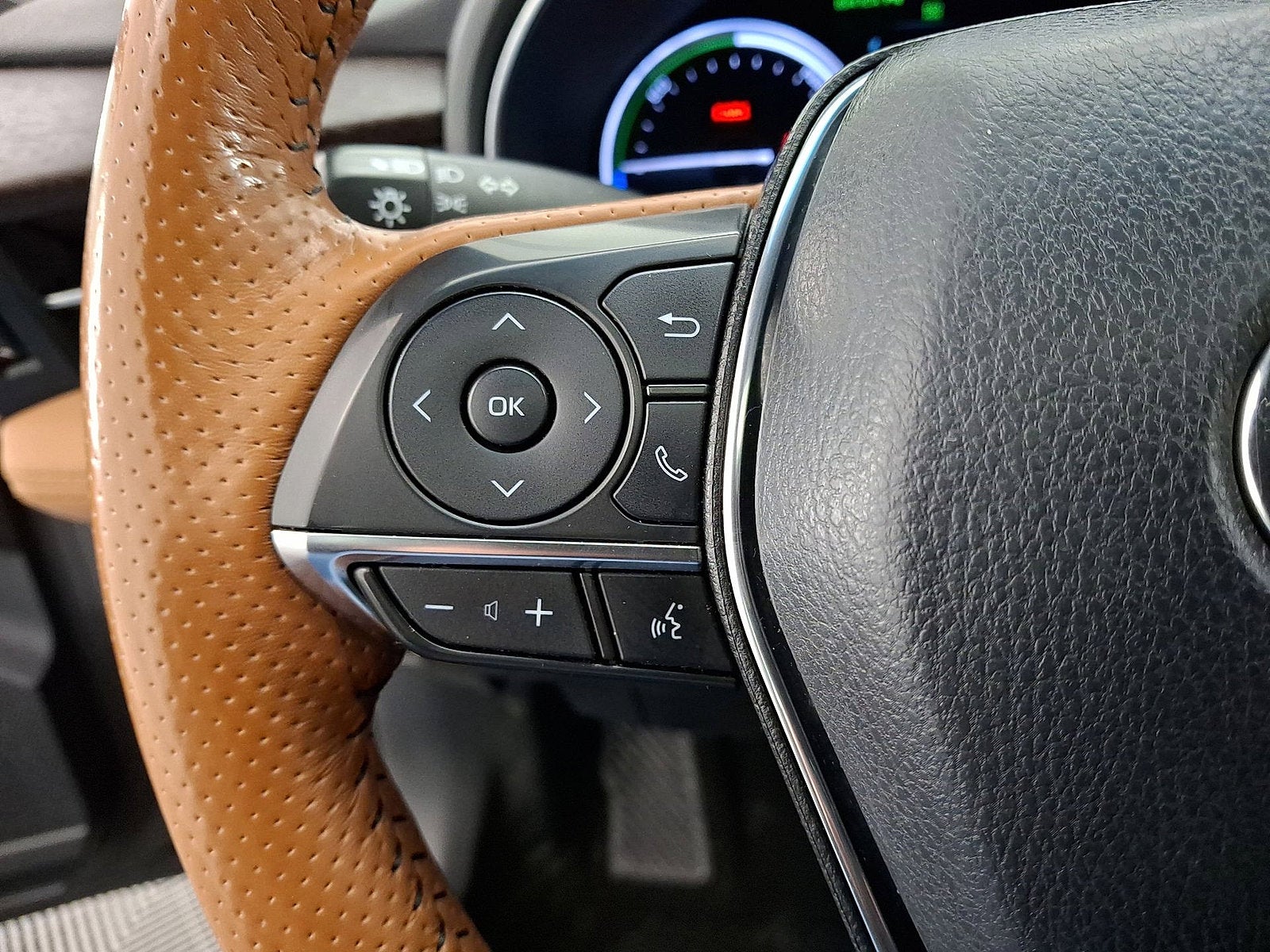 2019 Toyota Avalon Hybrid Limited