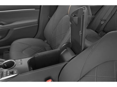 2019 Toyota Camry Hybrid XLE