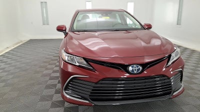 2022 Toyota Camry Hybrid LE