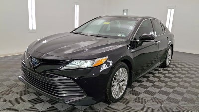 2020 Toyota Camry Hybrid XLE
