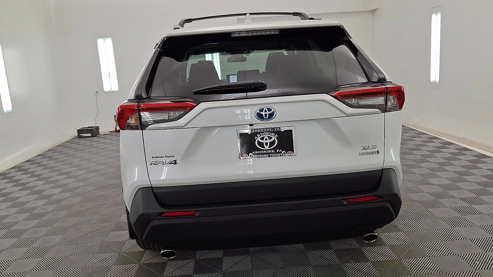 2023 Toyota RAV4 Hybrid XLE Premium