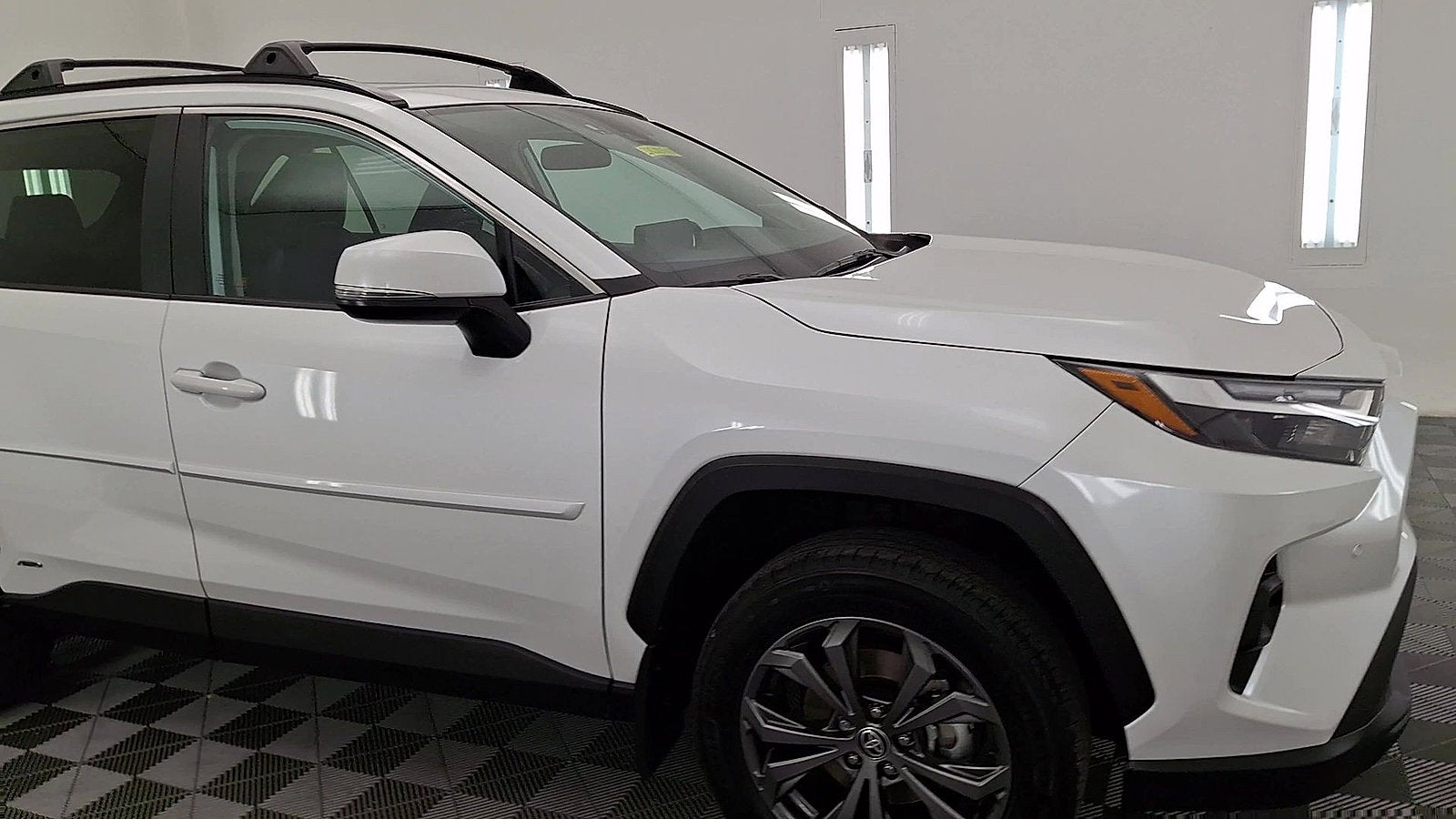 2023 Toyota RAV4 Hybrid XLE Premium