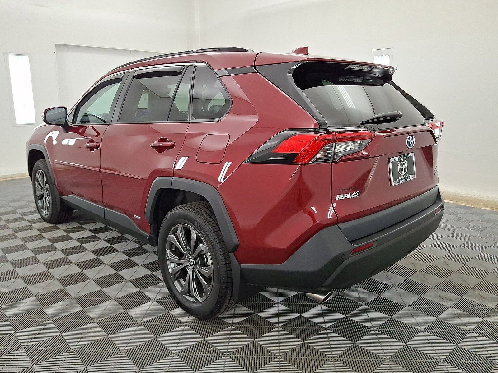 2023 Toyota RAV4 Hybrid XLE Premium