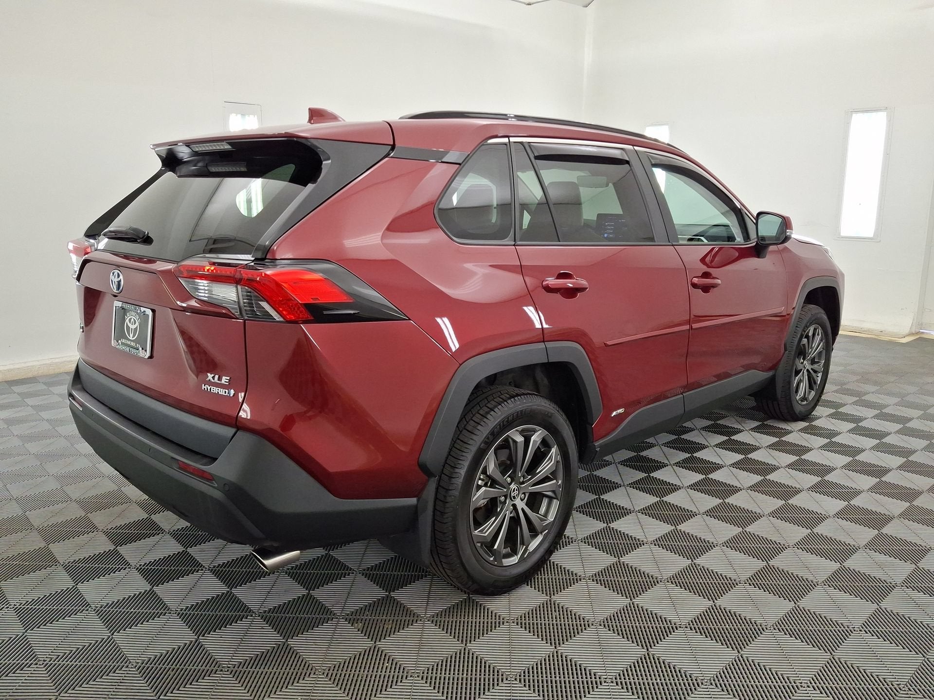 2023 Toyota RAV4 Hybrid XLE Premium