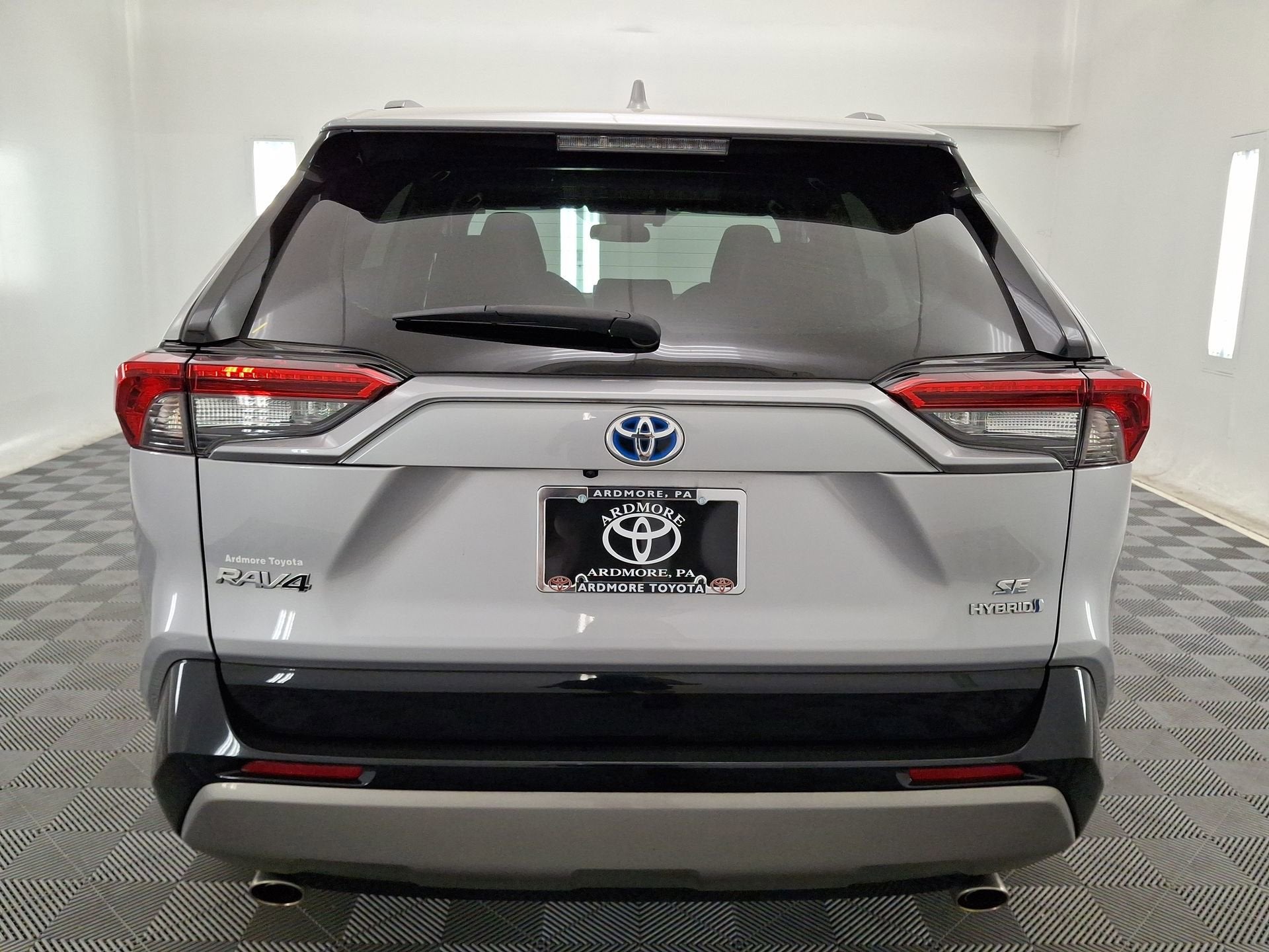 2023 Toyota RAV4 Hybrid SE