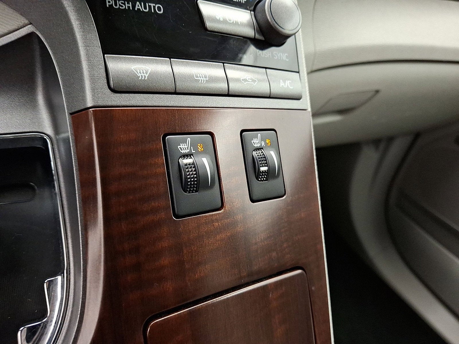 2011 Toyota Venza base with pkgs