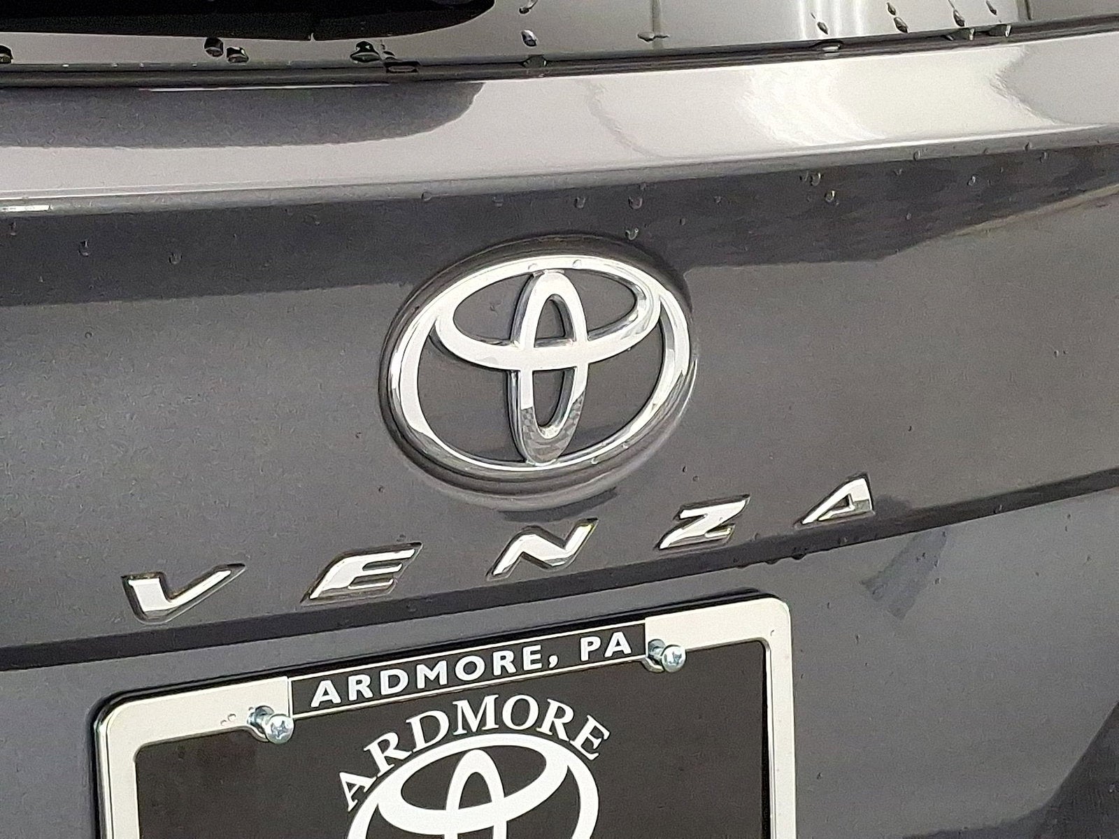 2011 Toyota Venza base with pkgs