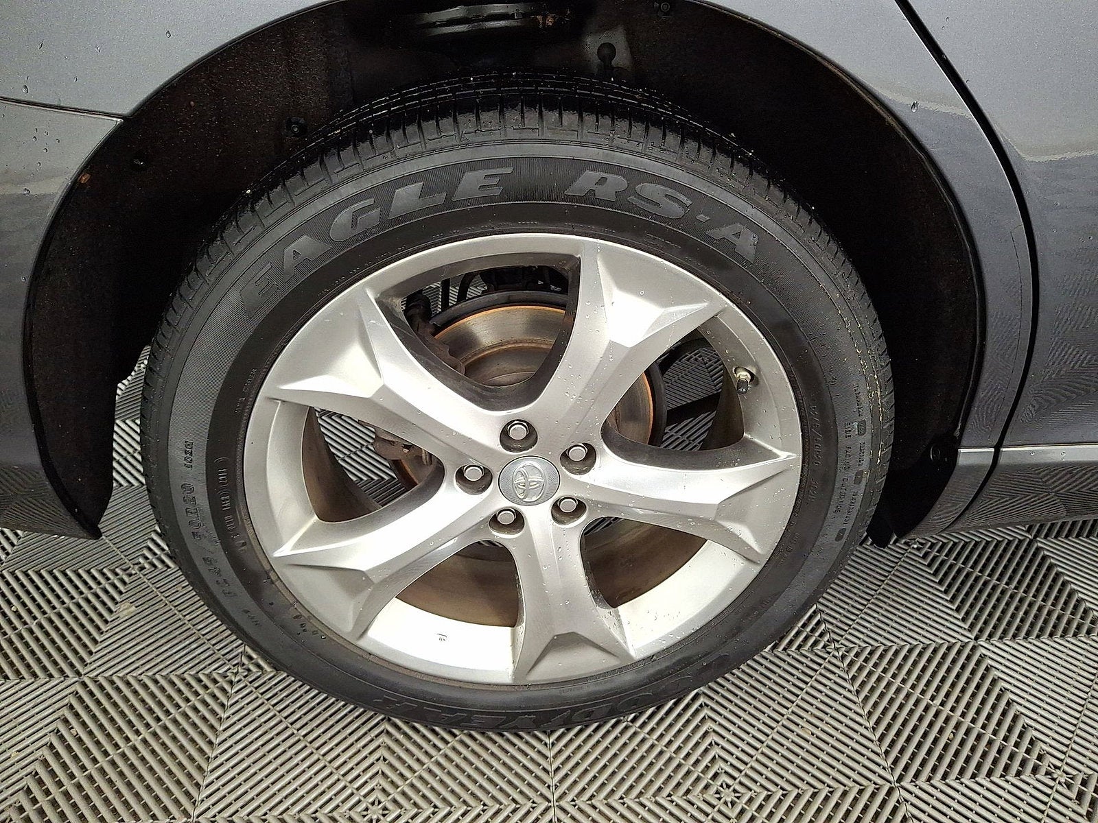 2011 Toyota Venza base with pkgs