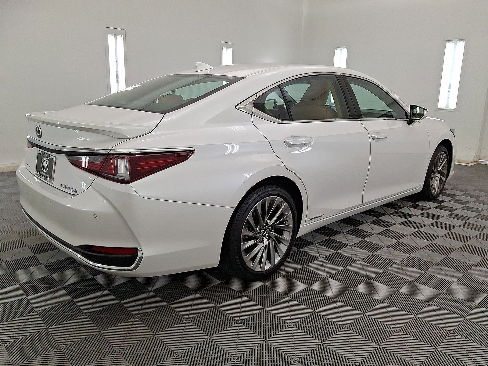 2022 Lexus ES 300h ES 300h Luxury
