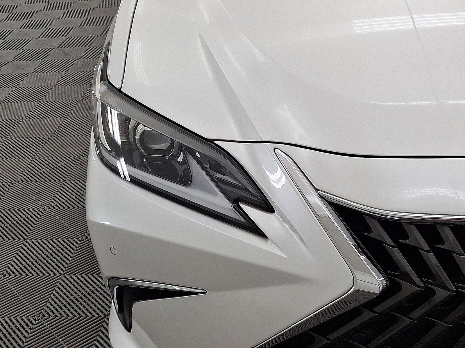 2022 Lexus ES 300h ES 300h Luxury