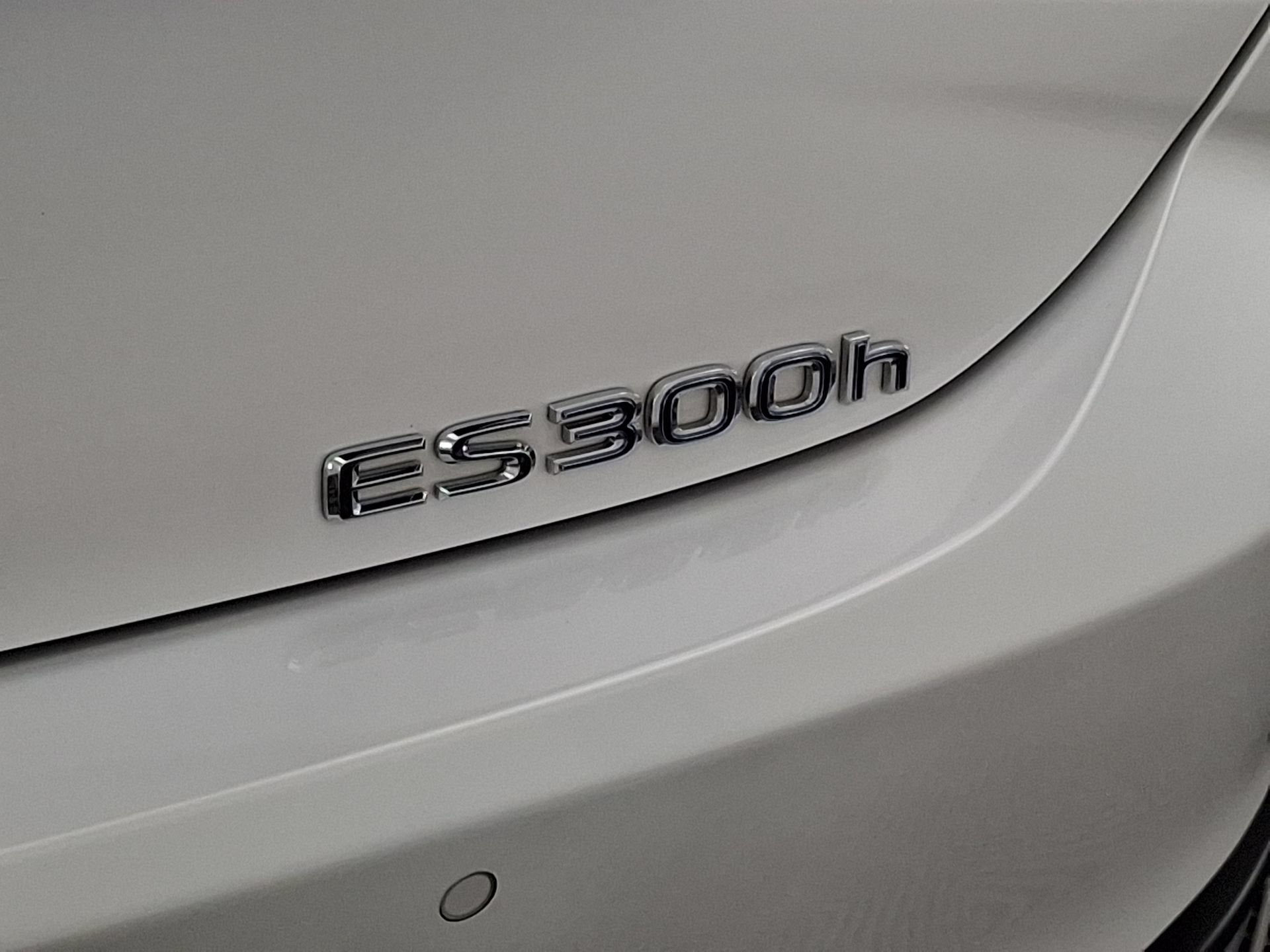 2022 Lexus ES 300h ES 300h Luxury