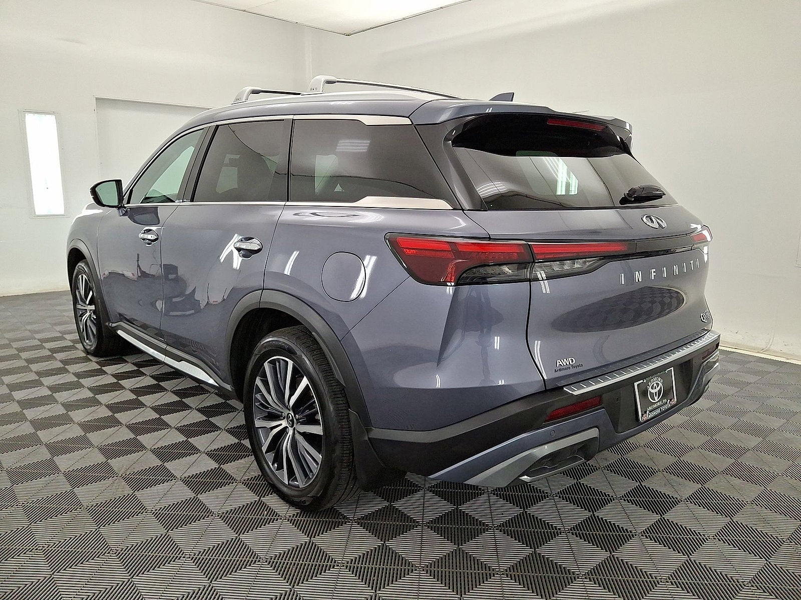 2023 INFINITI QX60 SENSORY