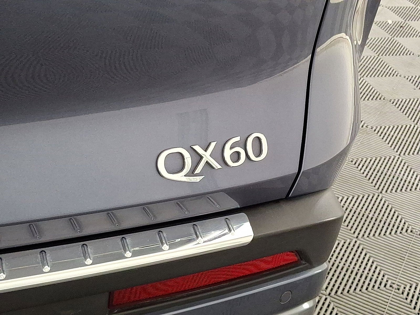 2023 INFINITI QX60 SENSORY