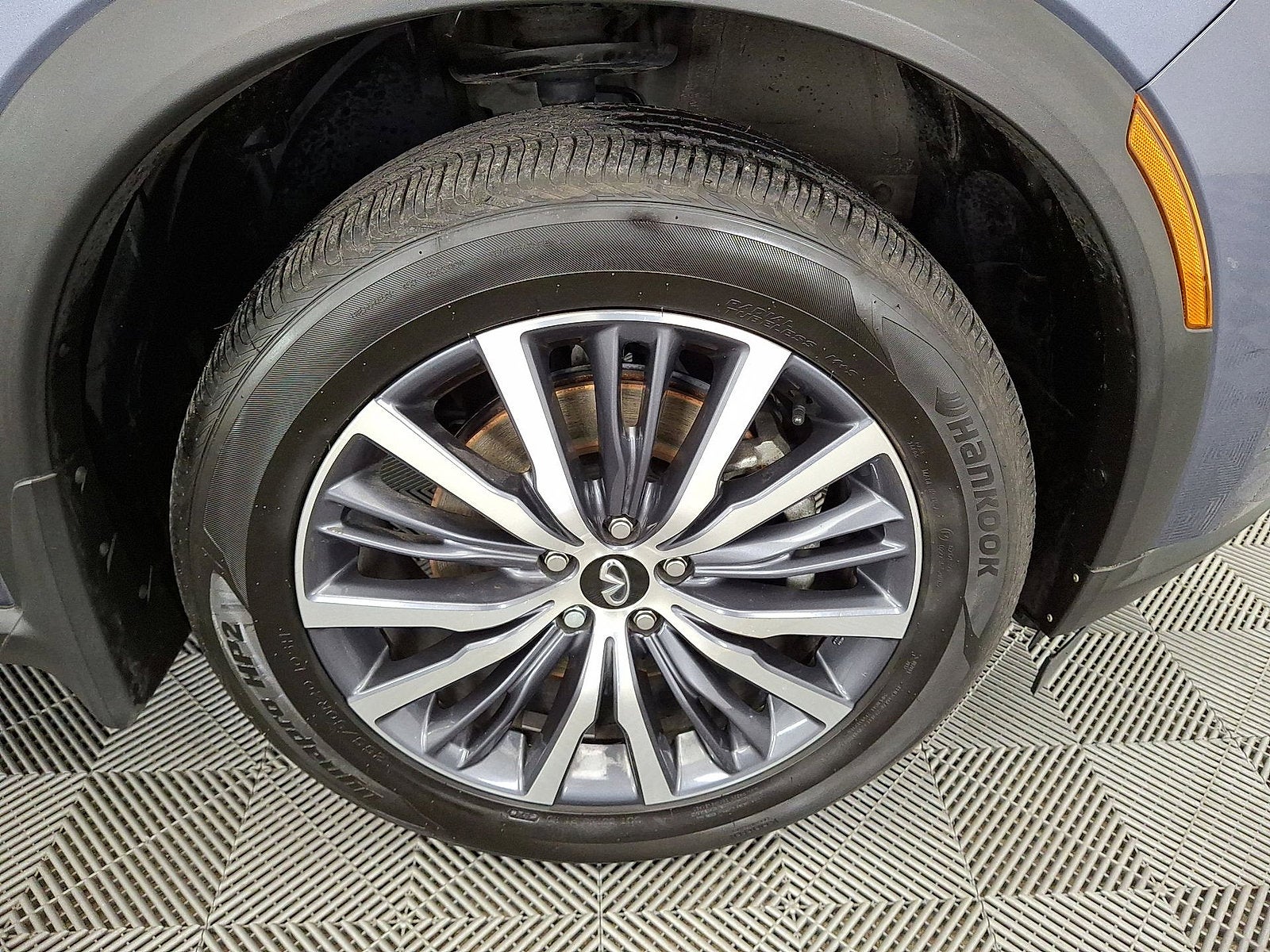 2023 INFINITI QX60 SENSORY