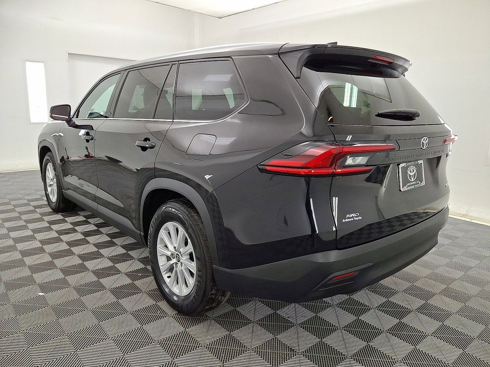 2025 Toyota Grand Highlander XLE