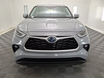 2023 Toyota Highlander Hybrid Bronze Edition