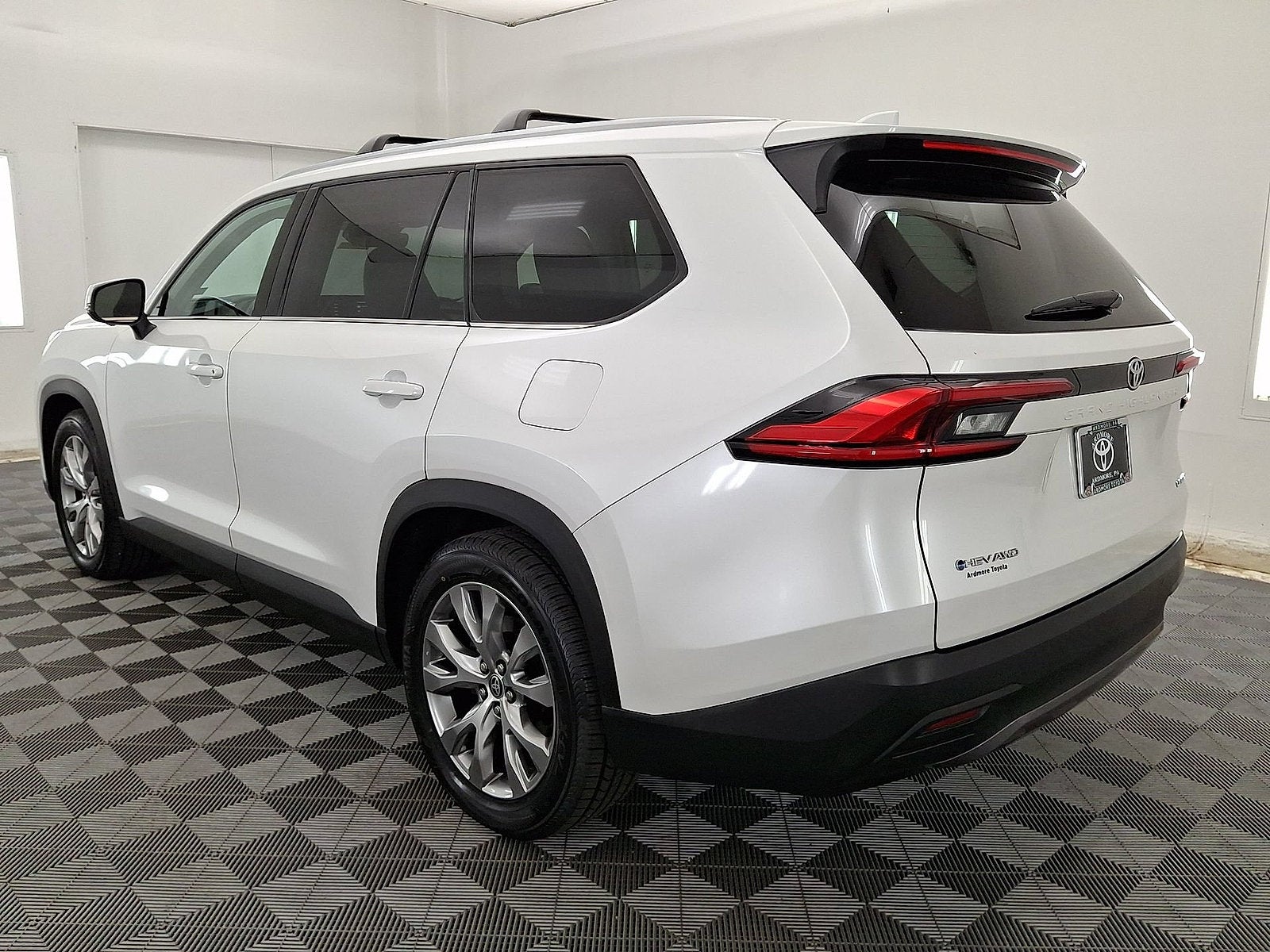 2024 Toyota Grand Highlander Hybrid Limited