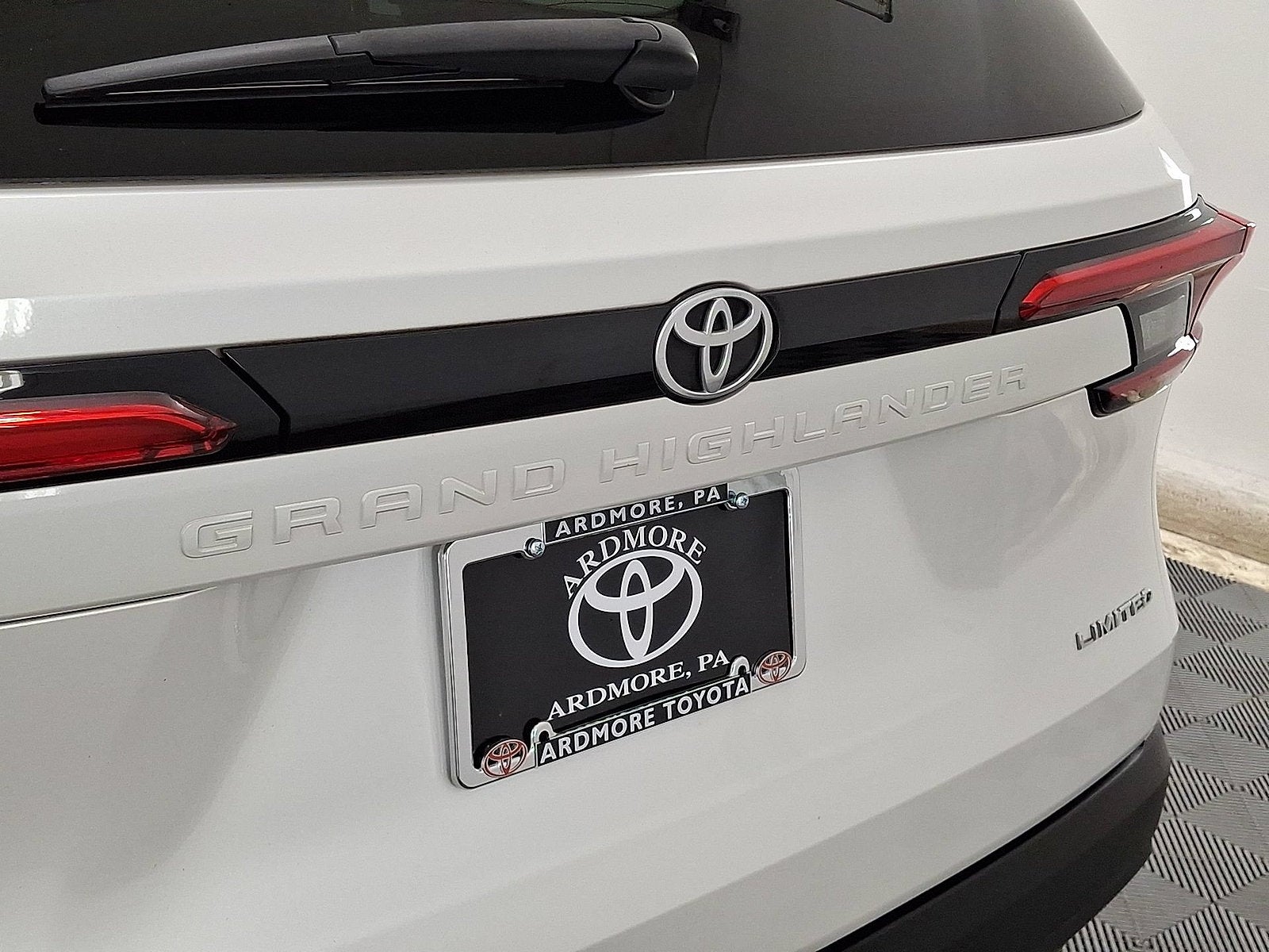 2024 Toyota Grand Highlander Hybrid Limited