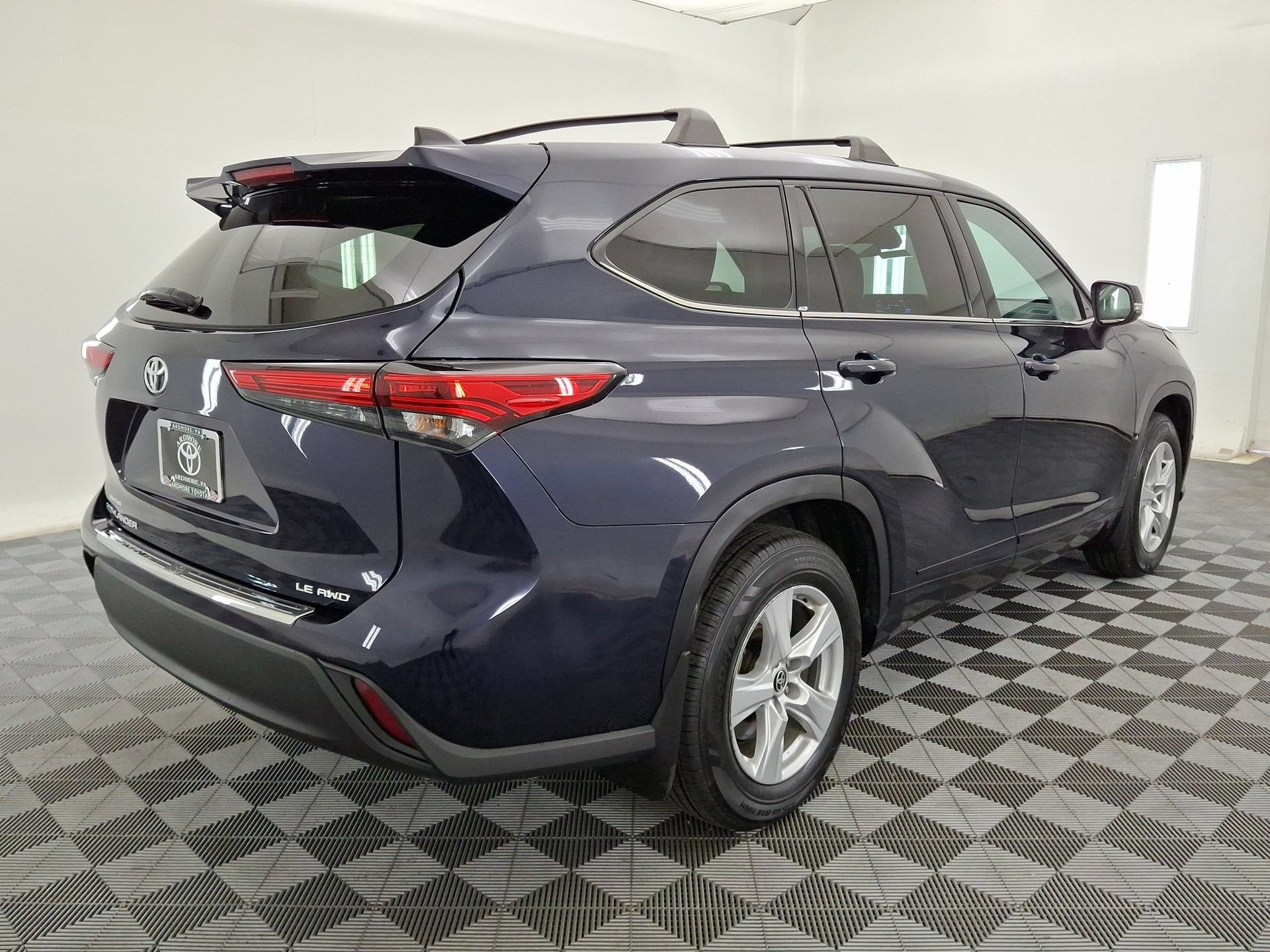 2022 Toyota Highlander LE