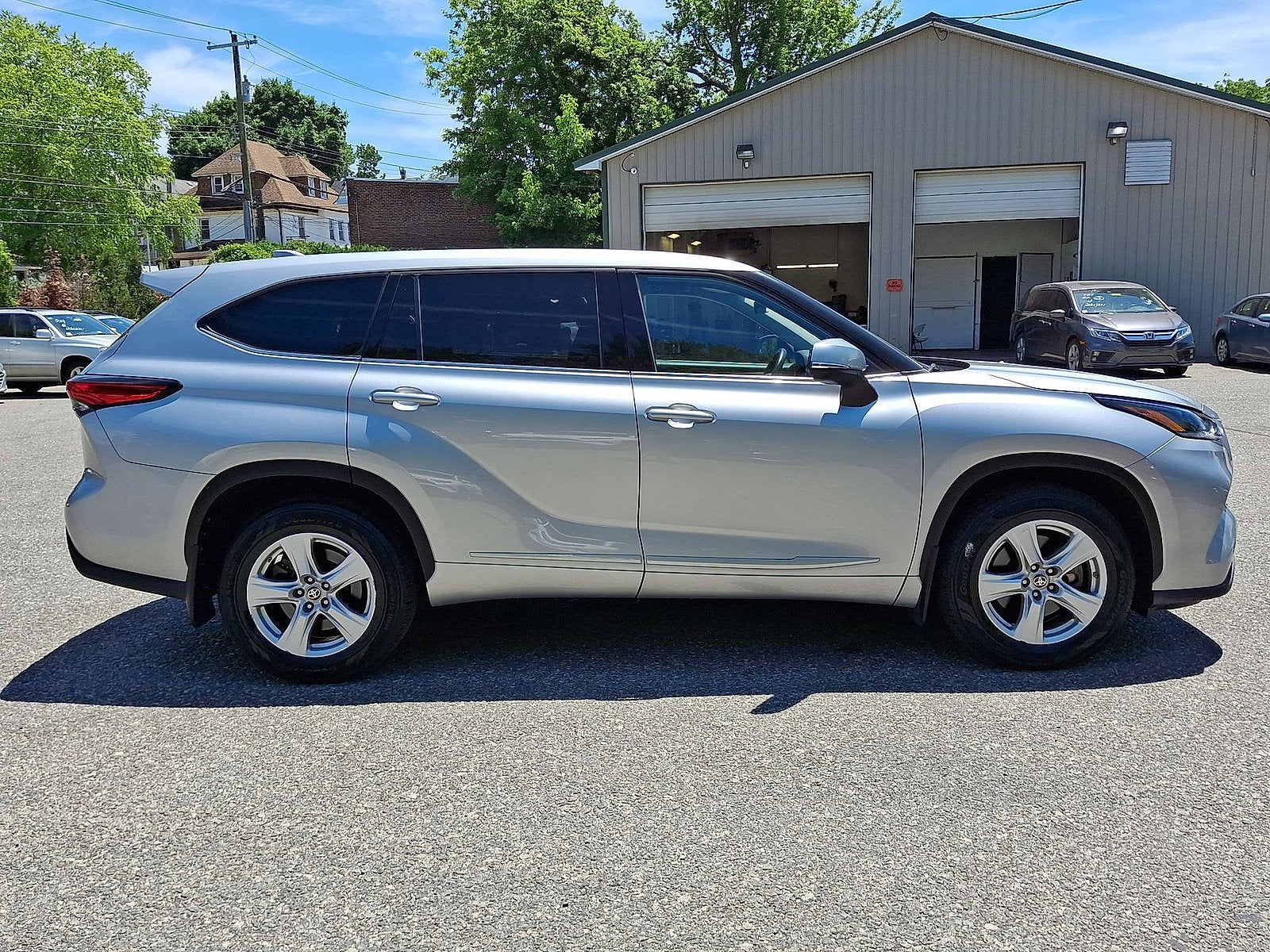 2021 Toyota Highlander LE