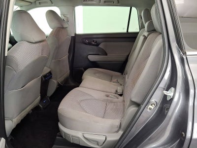 2022 Toyota Highlander LE