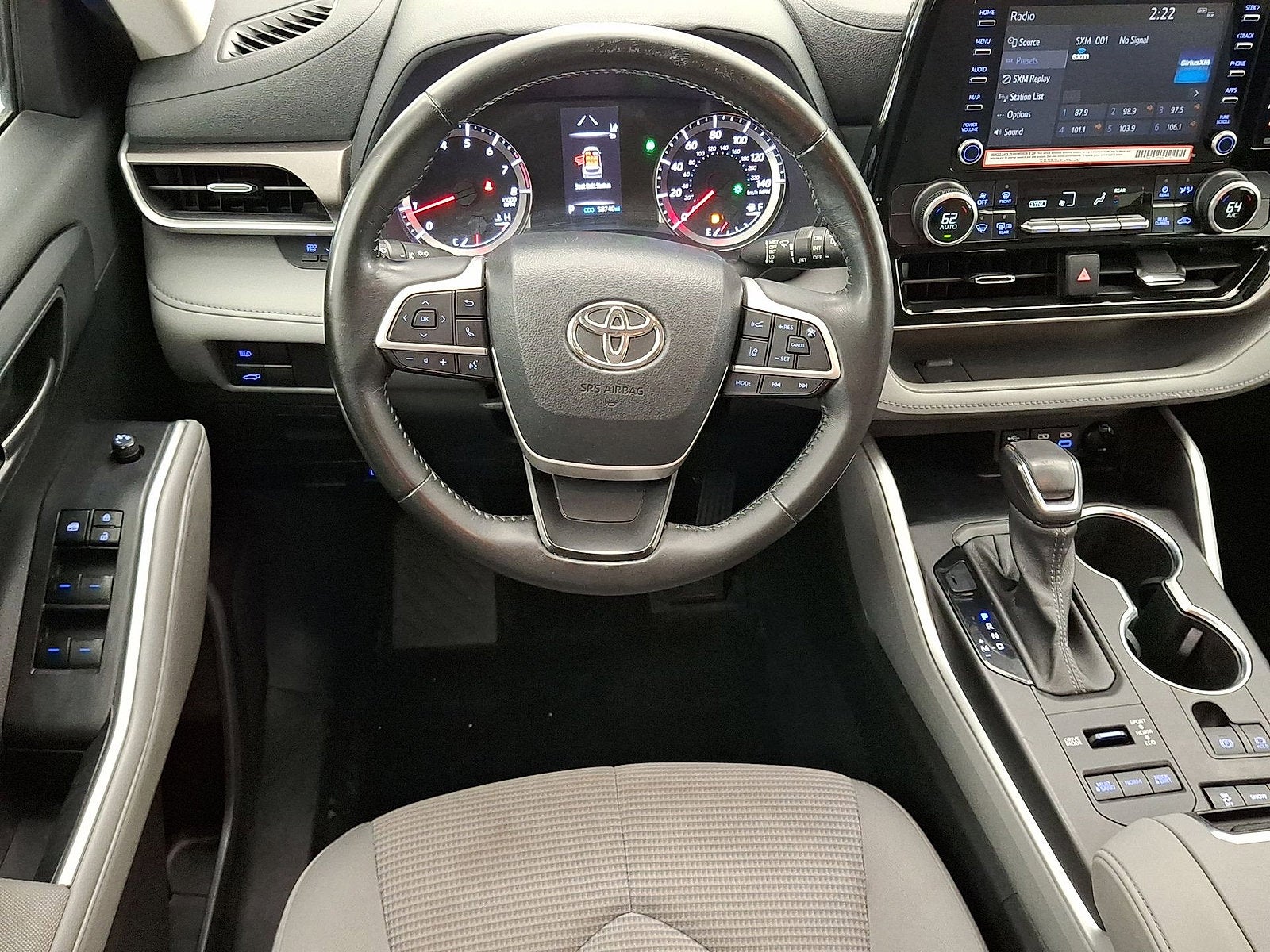 2022 Toyota Highlander LE
