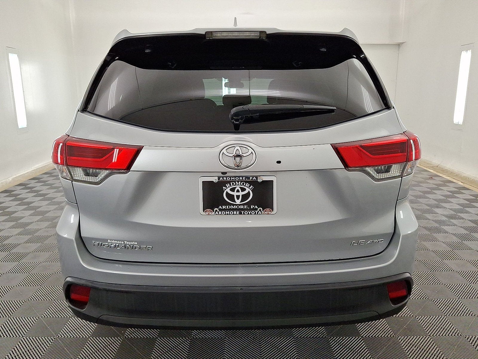 2017 Toyota Highlander LE