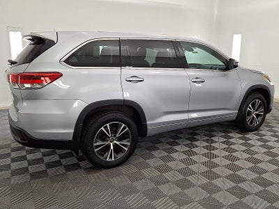 2017 Toyota Highlander LE