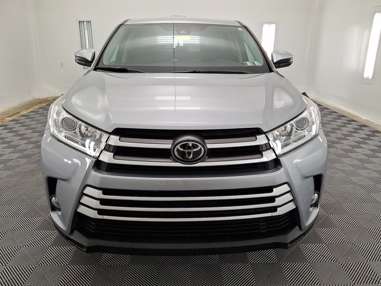 2017 Toyota Highlander LE