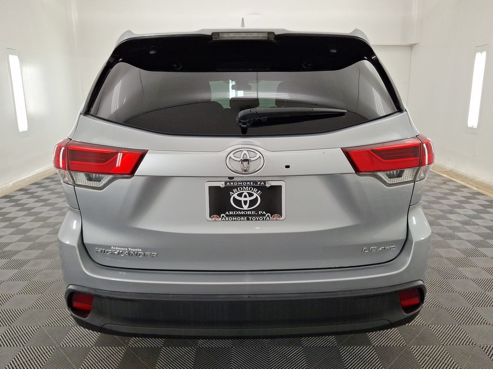 2017 Toyota Highlander LE