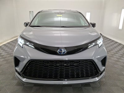 2025 Toyota Sienna XSE