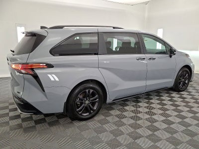 2025 Toyota Sienna XSE
