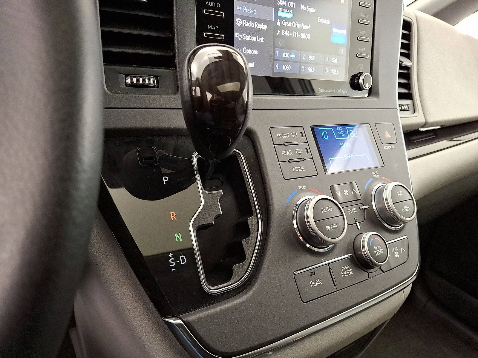 2019 Toyota Sienna XLE Premium