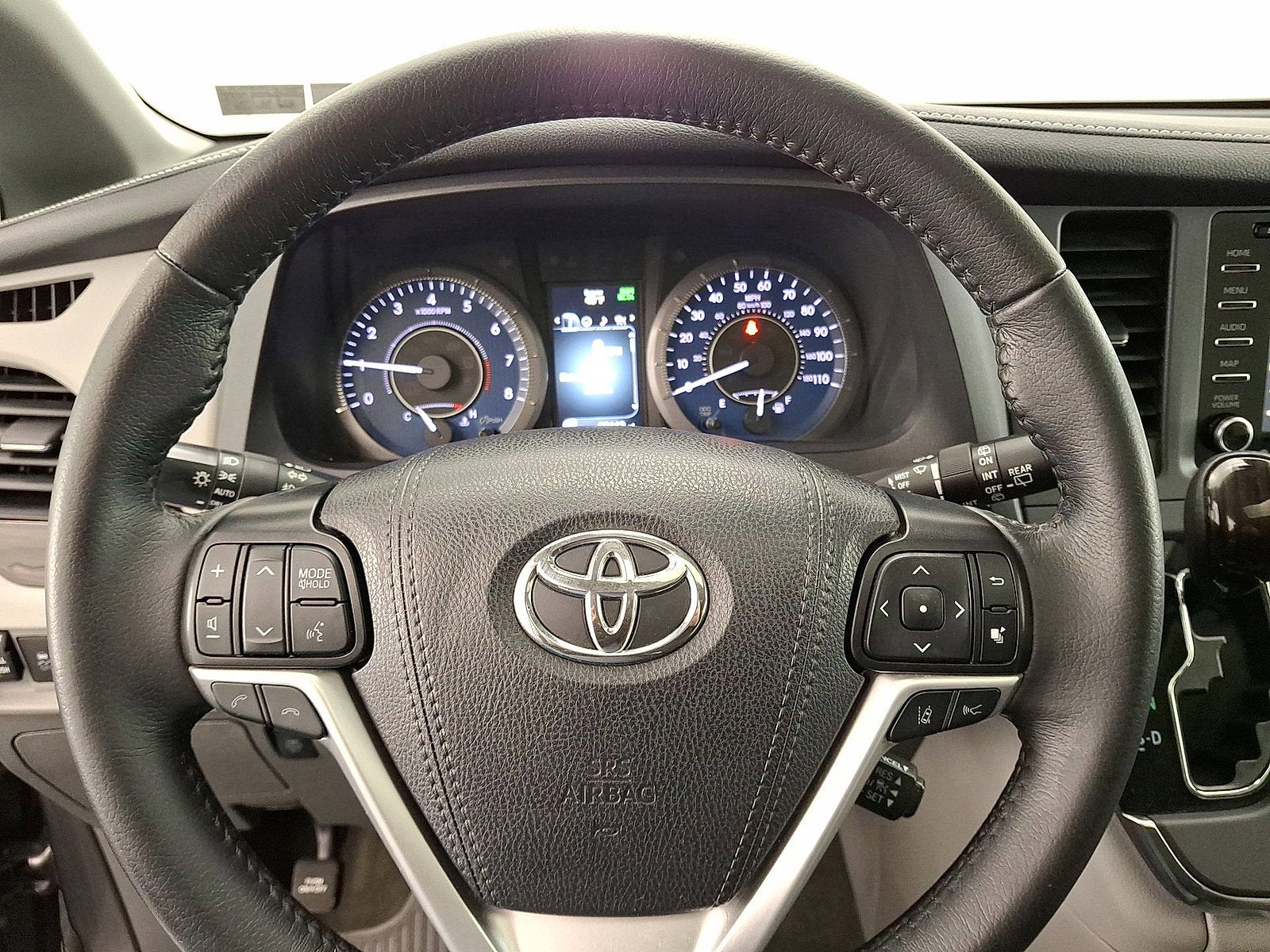 2019 Toyota Sienna XLE Premium