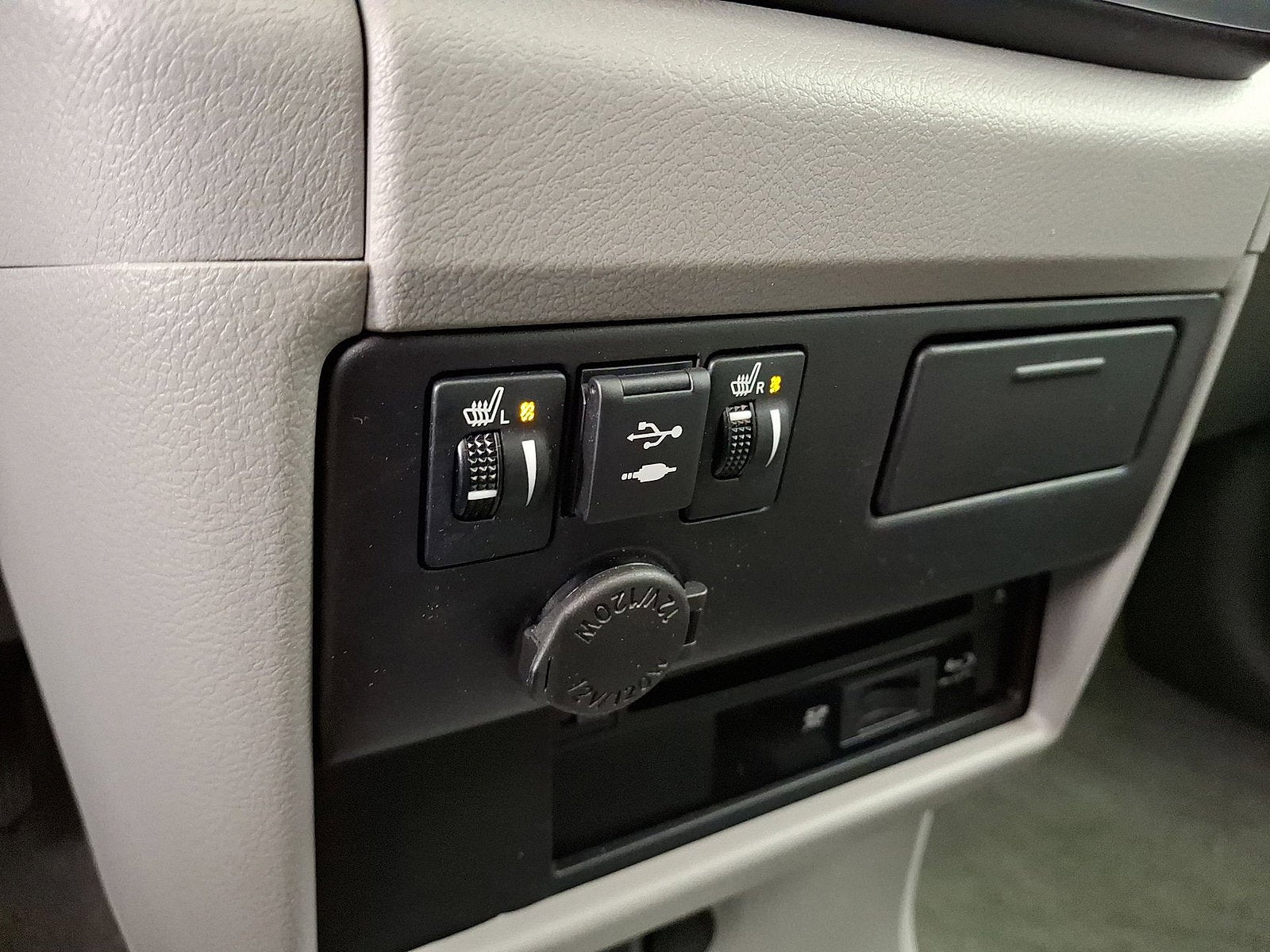 2019 Toyota Sienna XLE Premium