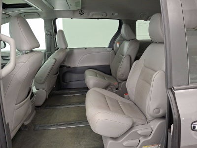2019 Toyota Sienna XLE Premium