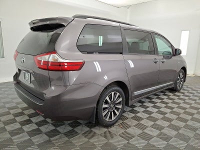 2019 Toyota Sienna XLE Premium